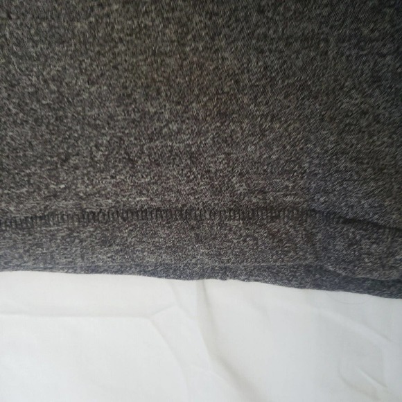 Hudson Barrow NYC Gentlemens Outfitter T-Shirt Mens Medium Gray Short Sleeve - Picture 4 of 5